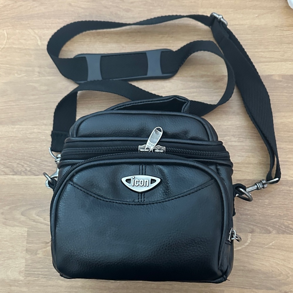 ICON Sleek Black Men's Belt Bag